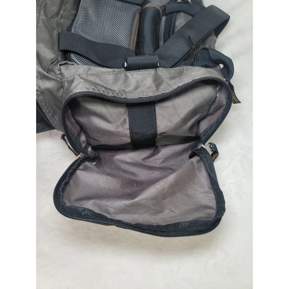 Cabelas Catch All Gear Bag Multi Pocket Shoulder Strap Utility Duffel 16x10x9.5